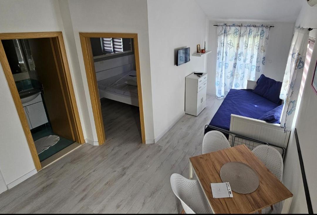 Apartmani Alma Podgora Eksteriør billede