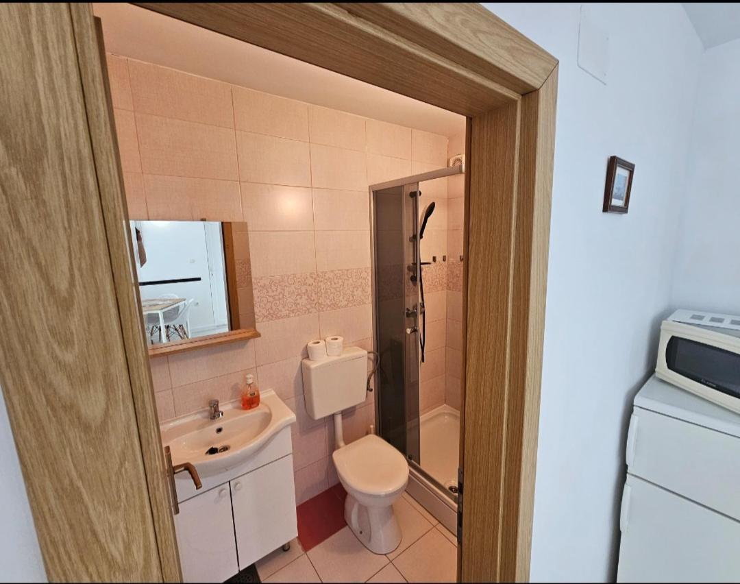 Apartmani Alma Podgora Eksteriør billede